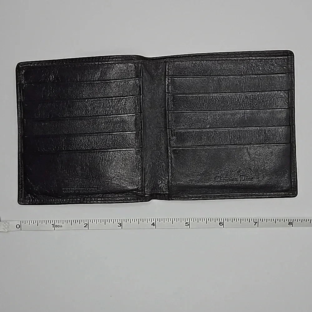 Christian Dior Brown Leather Bifold Wallet Vintage Made in Hong Kong w/ dust bag - Picture 4 of 8
